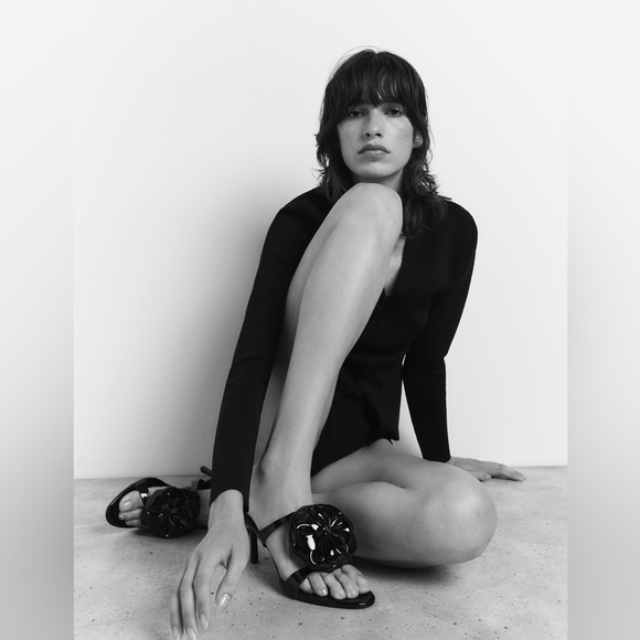 NWT Zara Woman FLORAL HIGH HEELED SANDALS Heels Shoes Black Faux Patent Size 8 - Picture 2 of 13